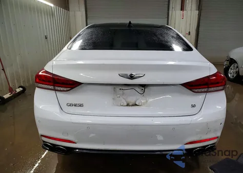 2015 Hyundai Genesis 5.0L z USA, uszkodzony, nr VIN KMHGN4JF2FU016935